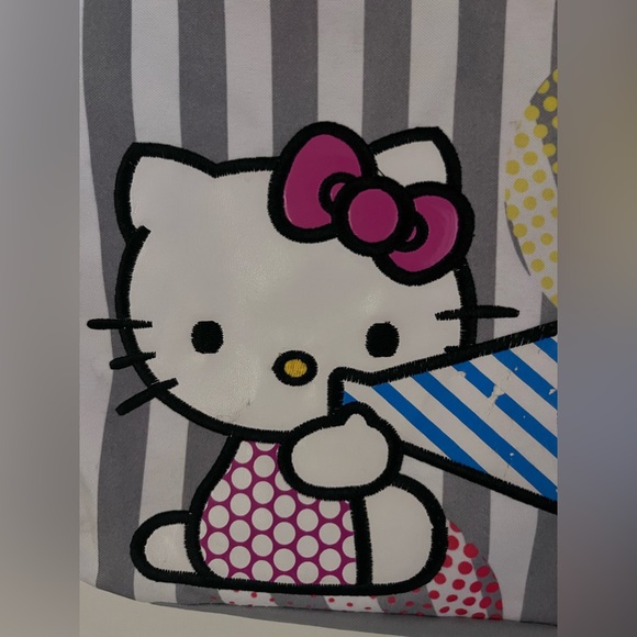 Hello Kitty Tote - Picture 3 of 8